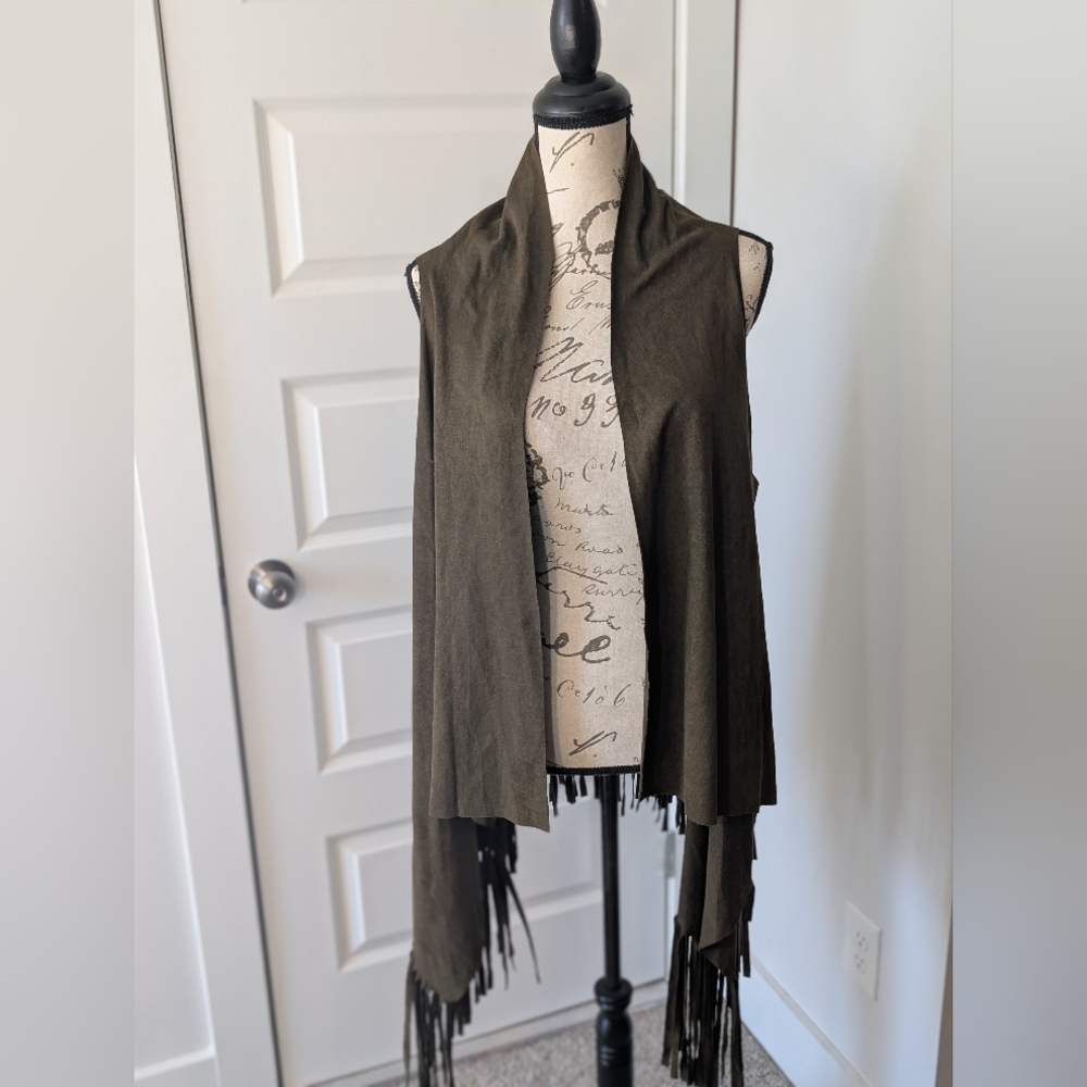 Umgee Green Fringe Vest Size S